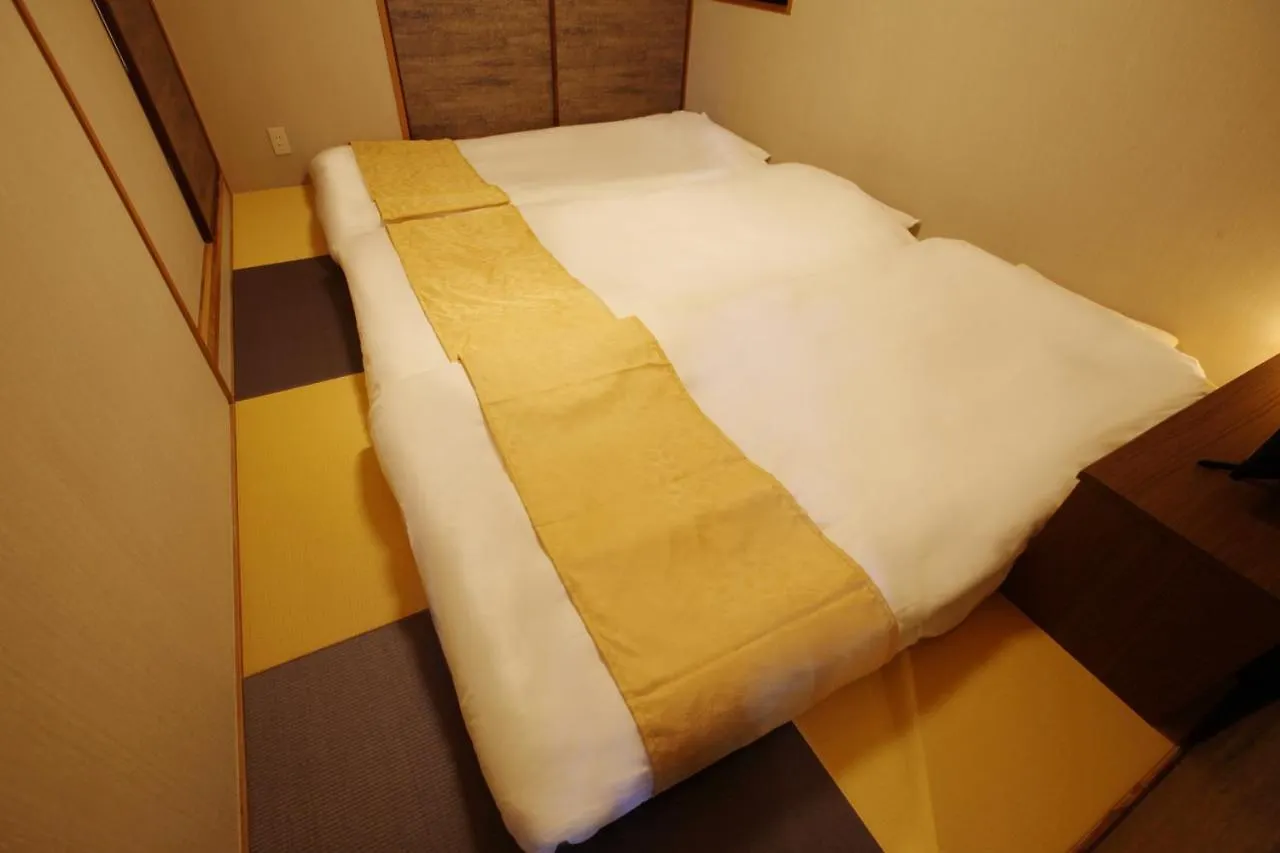 Lumiere Yuhigaoka Apartment Osaka 0*,